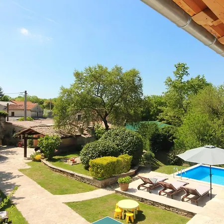 Beautiful Karnevali With Private Pool And High Level Of Privacy, Surrounded By Nature Vila Žminj